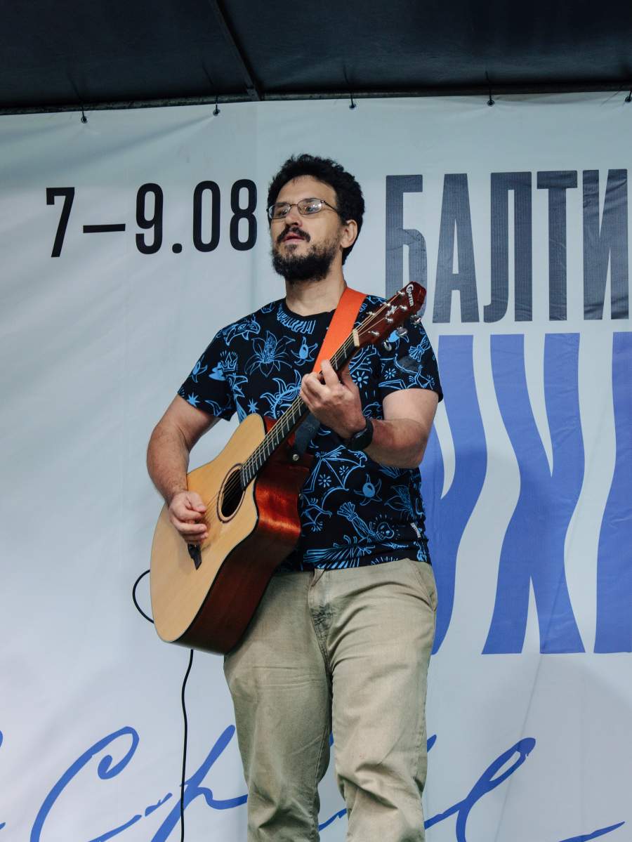 P1807097